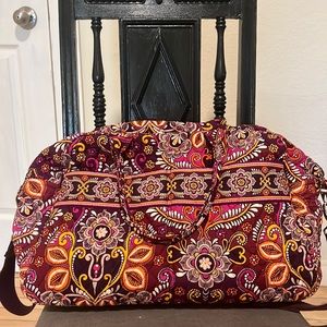 Like New Vera Bradley Iconic Weekender Bag